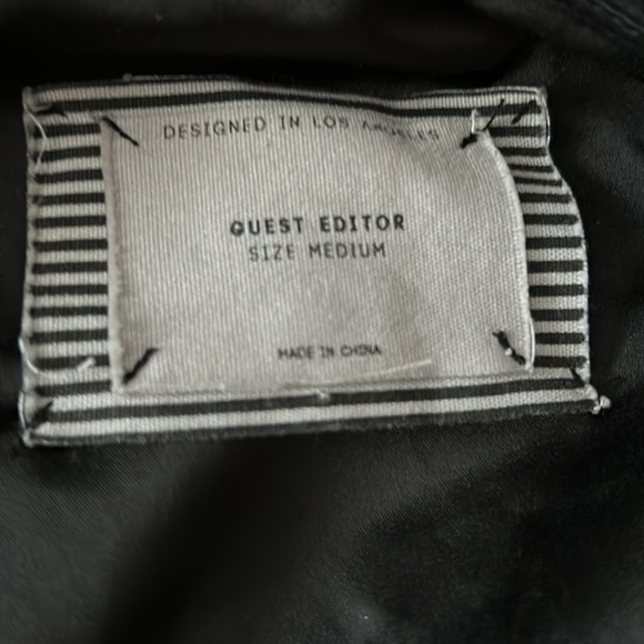 Vest - Picture 4 of 5